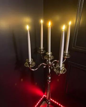 公寓 Romantique Noire Et Bordeaux